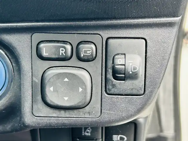 トヨタ アクア S 岡山県 2017(平29)年 12.9万km ライムホワイトパールクリスタルシャイン (株)IDOMが運営する【じしゃロン岡山店】の自社ローン専用車両になります。こちらは現金またはオートローンご利用時の価格です。自社ローンご希望の方は別途その旨お申付け下さい/プッシュスタート/純正7インチナビ/フルセグTV/バックカメラ/Bluetooth/ETC