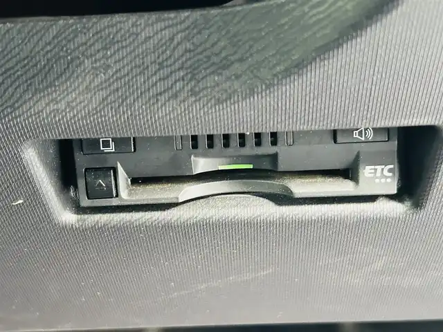 トヨタ アクア S 岡山県 2017(平29)年 12.9万km ライムホワイトパールクリスタルシャイン (株)IDOMが運営する【じしゃロン岡山店】の自社ローン専用車両になります。こちらは現金またはオートローンご利用時の価格です。自社ローンご希望の方は別途その旨お申付け下さい/プッシュスタート/純正7インチナビ/フルセグTV/バックカメラ/Bluetooth/ETC