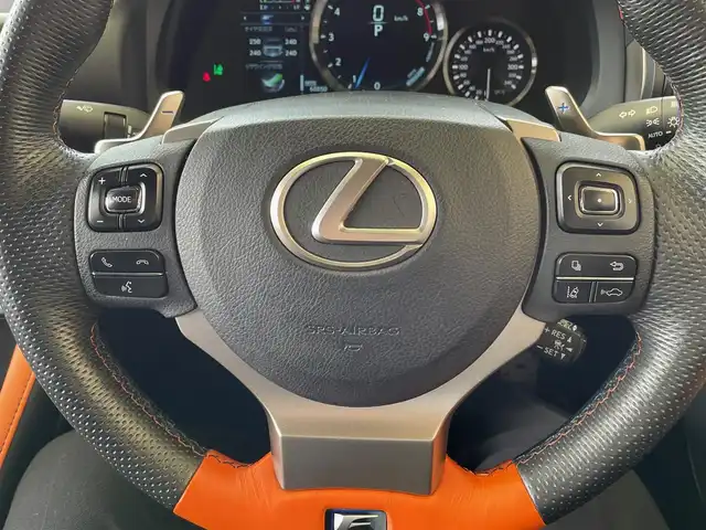 レクサス ＲＣ Ｆ 神奈川県 2015(平27)年 6.1万km ホワイトノーヴァガラスフレーク サンルーフ/黒/オレンジ革シート/KUHL RACINGマフラー/純正OP19インチAW/電動リヤスポイラー/LEDヘッドライト/純正SDナビ・地デジTV/純正CD/DVD/ブルーレイ/USB/BT/SD/MSV/バックモニター/ビルトインETC/カーボンインテリアパネル/レクサスセーフティシステム+/レーダークルーズコントロール/衝突軽減ブレーキ/LTA/BSM/コーナーセンサー/オートハイビーム/前席パワーシート/シートヒーター/エアシート/ステアリングヒーター/社外デジタルミラー/前後ドライブレコーダー/プッシュスタート/スマートキー×2/H27/28/29/R2/5年ディーラー整備記録/保証書・取説あり