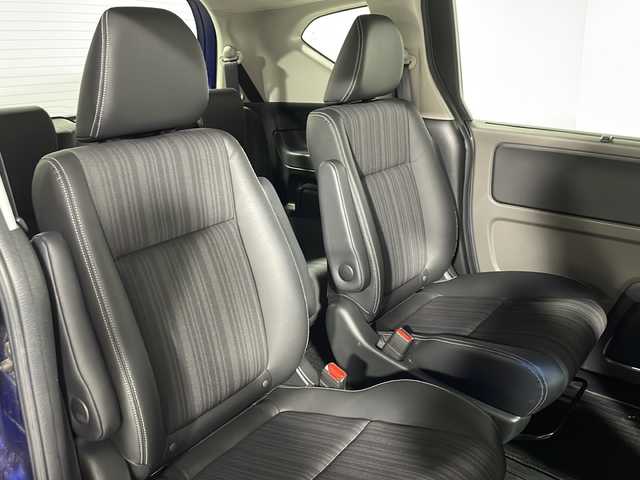 ホンダ フリード ハイブリット EX 広島県 2017(平29)年 5.4万km コバルトブルーパール 純正９型ナビ　/両側パワースライドドア　/シートヒーター　/レーダークルーズコントロール　/バックカメラ　/フルセグTV　/オートライト　/レーンキープアシスト　/衝突軽減　/LEDヘッドランプ　/スマートキー　/ETC　/純正15インチアルミホイール(185/65/R15)/エアバック（運転席/助手席/サイド/カーテン）