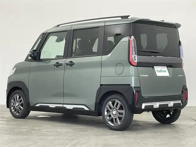 三菱 デリカミニ T プレミアム 群馬県 2025(令7)年 0.1万km未満 緑Ⅱ 届出済未使用車　純正９インチディスプレイオーディオ　アラウンドビューモニター　マイパイロット　両側パワースライドドア　ＬＥＤライト　ＡＨＢ　シートヒーター　純正１５インチＡＷ　ステアリングヒーター