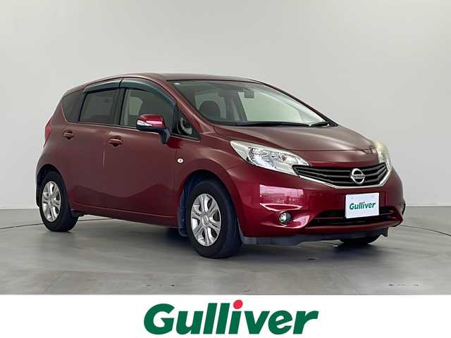 日産 ノート X エマージェンシーブレーキ 栃木県 2014(平26)年 7.5万km ラディアントレッド メーカーナビ/(CD/DVD/フルセグ/ＳＤ）/エマージェンシーブレーキ/車線逸脱警報/横滑り防止/ＥＴＣ/前後ドライブレコーダー/プッシュスタート/スマートキー