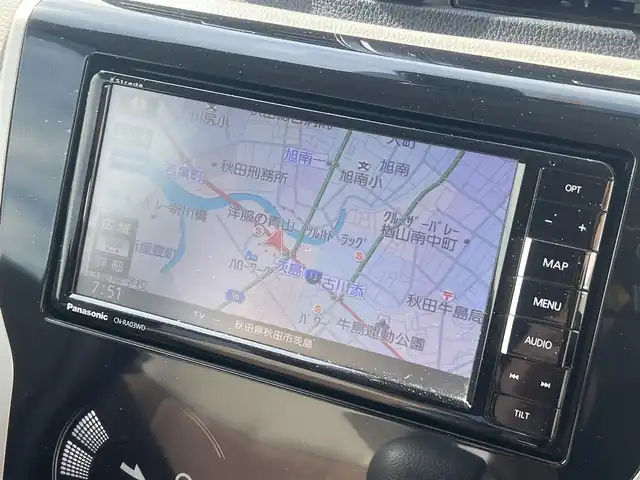 三菱 ｅＫワゴン M e－アシスト 秋田県 2017(平29)年 2.9万km クールシルバーメタリック 社外ナビ/衝突軽減システム/４WD/リモコンキー/運転席シートヒーター/アイドリングストップ/社外フロアマット/純正ドアバイザー/ETC/オートエアコン/パワーステアリング/パワーウィンドウ/横滑り防止/レベライザー/電動格納ミラー/保証書/取扱説明書/記録簿