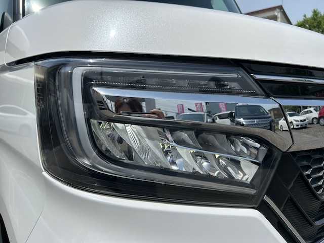 ホンダ Ｎ ＢＯＸ カスタム G L ホンダセンシング 道東・釧路十勝 2019(平31)年 2.1万km プラチナホワイトパール 4WD/純正メモリーナビ/  (DVD/CD/フルセグTV/Bluetooth)/バックカメラ/ホンダセンシング/  衝突軽減ブレーキ(CMBS)/  誤発進抑制機能/  歩行者事故低減ステアリング/  路外逸脱抑制機能/  アダプティブクルーズコントロール(ACC)/  車線維持支援システム(LKAS)/  先行車発進お知らせ機能/  標識認識機能/  後方誤発進抑制機能/  オートハイビーム/LEDヘッドライト/フォグライト/片側パワースライドドア/前席シートヒーター/ウィンカーミラー/電動格納ミラー/ミラーヒーター/ビルトインETC/USBソケット/横滑り防止装置/純正フロアマット/ロールサンシェード(スライド両側)/シーケンシャルウィンカー/8スピーカー/ドライブレコーダー/運転席シートリフター/純正キーレス一体型エンジンスターター/スマートキー/エンジンプッシュスタート/保証書/社外14インチアルミホイール