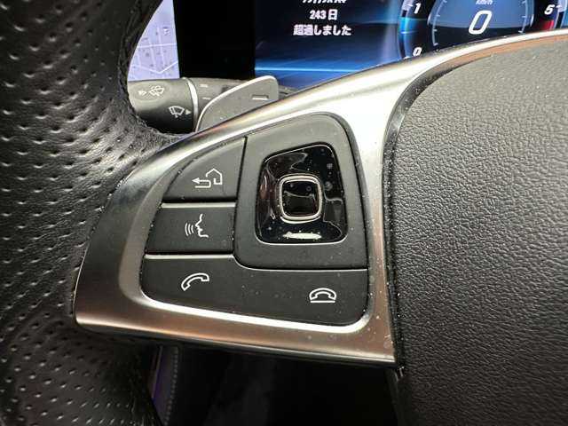 メルセデス・ベンツ Ｅ２２０ｄ アバンギャルド AMGライン 千葉県 2018(平30)年 2.1万km イリジウムシルバー エクスクルーシブＰＫＧ　/パノラマＳＲ　/ＡＣＣ　/黒革　/ナビ　/ＴＶ　/Ｂｌｕｅｔｏｏｔｈ　/３６０°　/Ｂｕｒｍｅｓｔｅｒサウンド　/アンビエントライト　/シートＨ　/電動トランク　/ＨＵＤ　/衝突軽減Ｂ　/ＢＳＭ　/ＬＫＡ