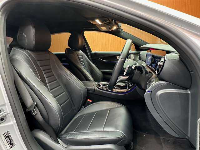 メルセデス・ベンツ Ｅ２２０ｄ アバンギャルド AMGライン 千葉県 2018(平30)年 2.1万km イリジウムシルバー エクスクルーシブＰＫＧ　/パノラマＳＲ　/ＡＣＣ　/黒革　/ナビ　/ＴＶ　/Ｂｌｕｅｔｏｏｔｈ　/３６０°　/Ｂｕｒｍｅｓｔｅｒサウンド　/アンビエントライト　/シートＨ　/電動トランク　/ＨＵＤ　/衝突軽減Ｂ　/ＢＳＭ　/ＬＫＡ