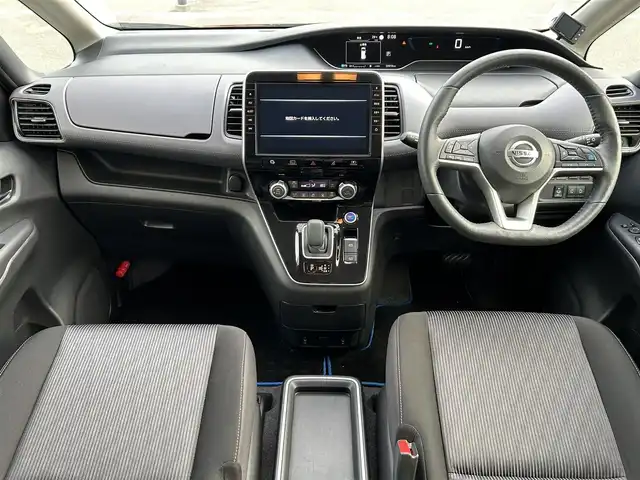 日産 セレナ e－パワー ハイウェイスター V 和歌山県 2020(令2)年 6万km マルーンレッド 純正10インチナビ/（BT/CD/DVD）/フルセグTV/全方位カメラ/横滑り防止/レーンキープアシスト/衝突被害軽減ブレーキ/プロパイロット/オートライト/フリップダウンモニター/前後ドラレコ/ビルトインETC/両側パワスラ/ハンズフリーオートスライド/前席シートヒーター/ステアリングヒーター/ステアリングリモコン/純正フロアマット/純正16インチアルミ