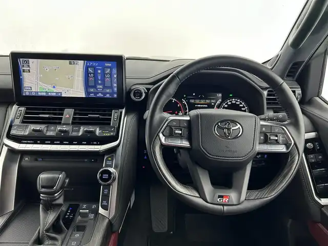 トヨタ ランドクルーザー GRスポーツ 愛知県 2022(令4)年 1.8万km ブラック １２インチディスプレイオーディオ/ＪＢＬサウンドシステム/１１インチリアモニター　/寒冷地仕様　/ルーフレール　/赤黒革シート　/リアＨＤＭＩ　/全方位カメラ　/全席シートヒーター・エアーシート　/ＨＵＤ　/ＢＳＭ　/ＥＴＣ２．０　/ＡＣ１００Ｖ