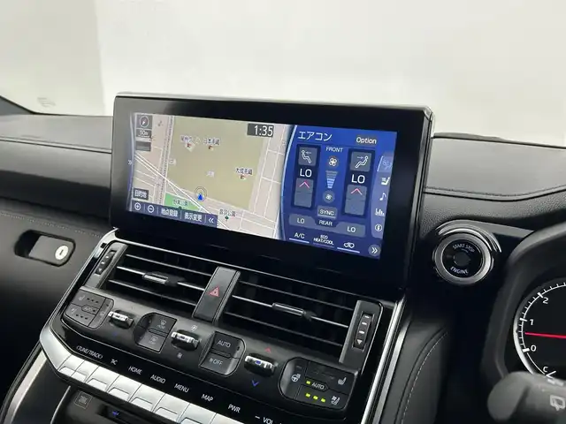 トヨタ ランドクルーザー GRスポーツ 愛知県 2022(令4)年 1.8万km ブラック １２インチディスプレイオーディオ/ＪＢＬサウンドシステム/１１インチリアモニター　/寒冷地仕様　/ルーフレール　/赤黒革シート　/リアＨＤＭＩ　/全方位カメラ　/全席シートヒーター・エアーシート　/ＨＵＤ　/ＢＳＭ　/ＥＴＣ２．０　/ＡＣ１００Ｖ