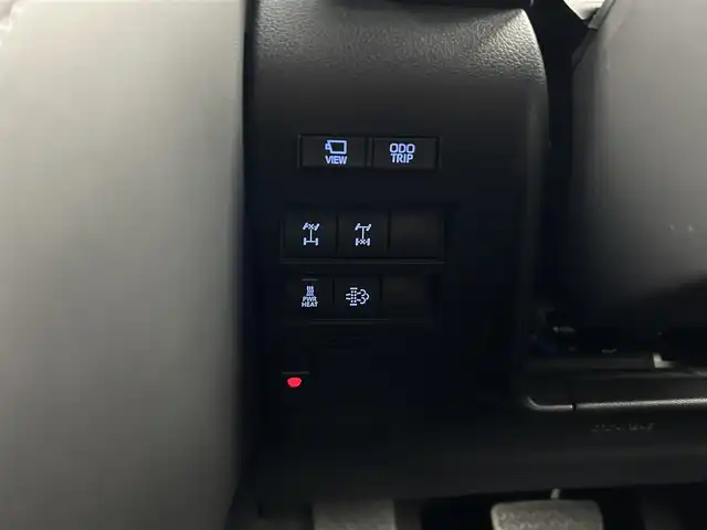 トヨタ ランドクルーザー GRスポーツ 愛知県 2022(令4)年 1.8万km ブラック １２インチディスプレイオーディオ/ＪＢＬサウンドシステム/１１インチリアモニター　/寒冷地仕様　/ルーフレール　/赤黒革シート　/リアＨＤＭＩ　/全方位カメラ　/全席シートヒーター・エアーシート　/ＨＵＤ　/ＢＳＭ　/ＥＴＣ２．０　/ＡＣ１００Ｖ