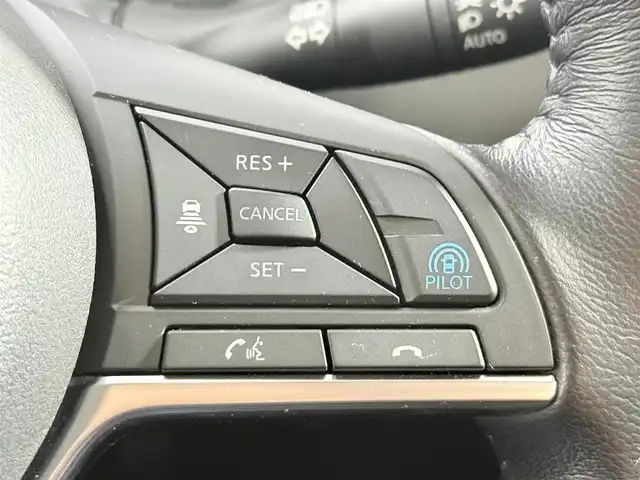日産 エクストレイル 20Xi 大阪府 2018(平30)年 4.4万km ブリリアントホワイトパール ProPILOT 純正ナビ(フルセグ/DVD再生/Bluetooth) 360カメラ デジタルインナーミラー ETC 革シート 電動リアゲート 衝突軽減 レーダーC BSM クリアランスソナー