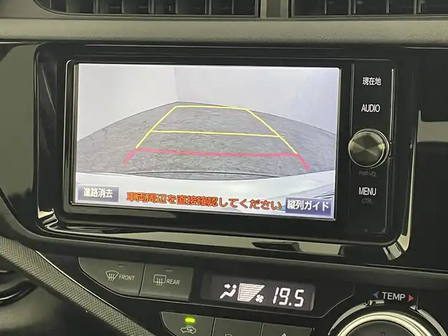 トヨタ アクア S スタイルブラック 福島県 2016(平28)年 6.4万km ライムホワイトパールクリスタルシャイン トヨタセーフティセンス/・プリクラッシュセーフティ/・レーンディパーチャーアラート/・オートマチックハイビーム/純正ナビ/・型番：NSZT-W66T/・フルセグTV/CD/DVD/Bluetooth/・バックカメラ/・ETC/・ドライブレコーダー/アイドリングストップ/ステアリングリモコン/シートヒーター(運転席/助手席)/プッシュスタート/・スマートキー/オートライト/・ヘッドライトレベライザー/電動格納ミラー/純正フロアマット