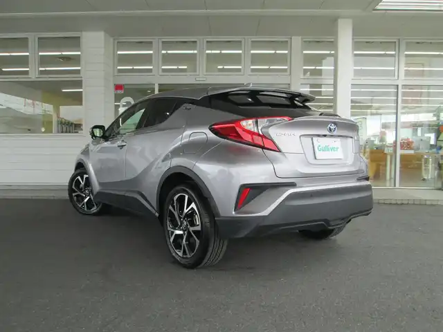 トヨタ Ｃ－ＨＲ G 千葉県 2017(平29)年 3.4万km メタルストリームM ワンオーナー/保証書/取説/トヨタセーフティセンス/レーダークルーズコントロール/ブラインドスポットモニター/社外9インチナビフルセグTV/CD/DVD/SD/Bluetoothオーディオ/バックカメラ/ハーフレザーシート/前席シートヒーター/コーナーセンサー/社外前後ドライブレコーダー/LEDフォグランプ/D席シートリフト/純正18インチAW/スペアタイヤ有り/ETC
