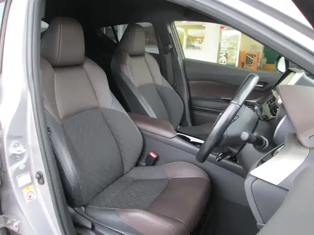 トヨタ Ｃ－ＨＲ G 千葉県 2017(平29)年 3.4万km メタルストリームM ワンオーナー/保証書/取説/トヨタセーフティセンス/レーダークルーズコントロール/ブラインドスポットモニター/社外9インチナビフルセグTV/CD/DVD/SD/Bluetoothオーディオ/バックカメラ/ハーフレザーシート/前席シートヒーター/コーナーセンサー/社外前後ドライブレコーダー/LEDフォグランプ/D席シートリフト/純正18インチAW/スペアタイヤ有り/ETC