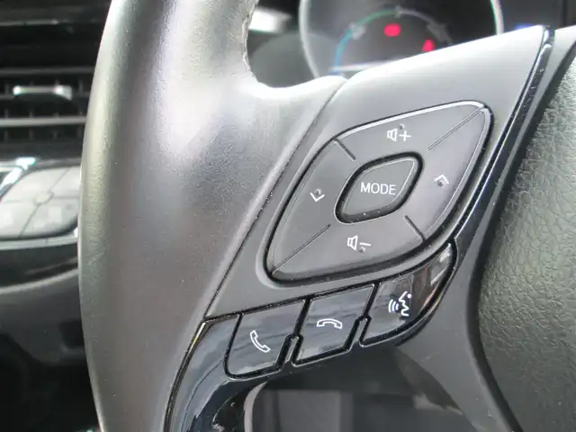 トヨタ Ｃ－ＨＲ G 千葉県 2017(平29)年 3.4万km メタルストリームM ワンオーナー/保証書/取説/トヨタセーフティセンス/レーダークルーズコントロール/ブラインドスポットモニター/社外9インチナビフルセグTV/CD/DVD/SD/Bluetoothオーディオ/バックカメラ/ハーフレザーシート/前席シートヒーター/コーナーセンサー/社外前後ドライブレコーダー/LEDフォグランプ/D席シートリフト/純正18インチAW/スペアタイヤ有り/ETC
