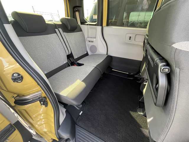 ホンダ Ｎ ＢＯＸ ファッションスタイル 奈良県 2024(令6)年 0.3万km 黄 オータムイエローパール【Y87P】/純正９インチナビ(CD/DVD/USB/フルセグ/Bluetooth)/両側電動/シートヒーター/ＥＴＣ/バックカメラ/ＬＥＤ/ドライブレコーダー/追従クルーズコントロール/ホンダセンシング/オートライト/コーナーセンサー/電子パーキング/プッシュスタート/スマートキー×2