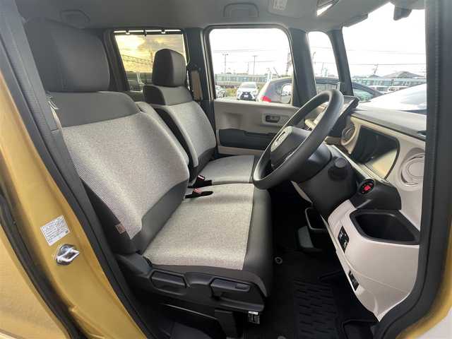 ホンダ Ｎ ＢＯＸ ファッションスタイル 奈良県 2024(令6)年 0.3万km 黄 オータムイエローパール【Y87P】/純正９インチナビ(CD/DVD/USB/フルセグ/Bluetooth)/両側電動/シートヒーター/ＥＴＣ/バックカメラ/ＬＥＤ/ドライブレコーダー/追従クルーズコントロール/ホンダセンシング/オートライト/コーナーセンサー/電子パーキング/プッシュスタート/スマートキー×2