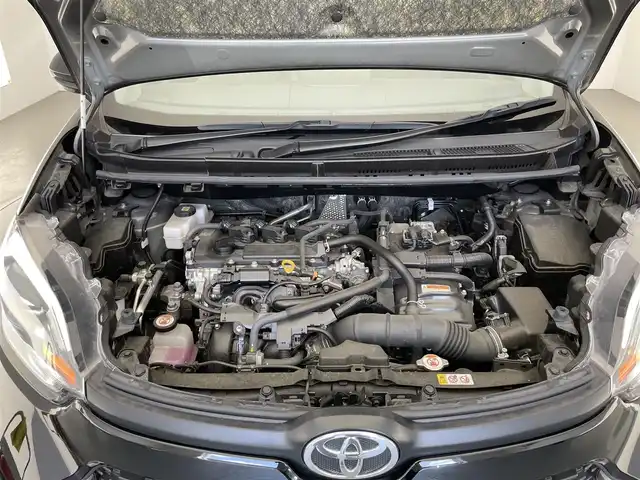 トヨタ シエンタ ハイブリッド Z 愛知県 2023(令5)年 4万km ブラック 純正１０．５インチディスプレイオーディオ/Miracast/アラウンドビューモニター/両側パワースライドドア/ブラインドスポットモニター/フルセグTV/クルーズコントロール/ETC2.0/パーキングアシスト/内蔵型前後ドライブレコーダー/LEDヘッドライト/衝突被害軽減ブレーキ/カーテンエアバック/オートマチックハイビーム/コーナーセンサー/純正OP15インチアルミホイール/純正フロアマット/禁煙車