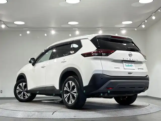 日産 エクストレイル X e－4ORCE 愛知県 2022(令4)年 3万km ブリリアントホワイトパール 12.3インチメーカーOPナビ/（Bluetooth/AM/FM/フルセグTV/appleCarplay）/ワンオーナー/プロパイロット/　-クルーズコントロール/　-車線逸脱警報/　-衝突軽減ブレーキ/　-横滑り防止装置/アランドビューモニター/インテリジェントルームミラー/ルーフレール/ビルトインETC2.0/パワーシートD+N/シートヒーター/LEDオートライト/オートマチックハイビーム/コーナーセンサー/ドライブレコーダー/AC100V