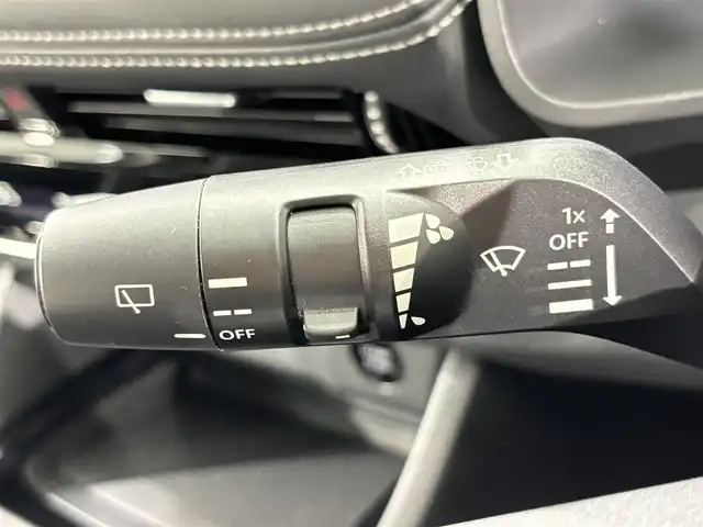 日産 エクストレイル X e－4ORCE 愛知県 2022(令4)年 3万km ブリリアントホワイトパール 12.3インチメーカーOPナビ/（Bluetooth/AM/FM/フルセグTV/appleCarplay）/ワンオーナー/プロパイロット/　-クルーズコントロール/　-車線逸脱警報/　-衝突軽減ブレーキ/　-横滑り防止装置/アランドビューモニター/インテリジェントルームミラー/ルーフレール/ビルトインETC2.0/パワーシートD+N/シートヒーター/LEDオートライト/オートマチックハイビーム/コーナーセンサー/ドライブレコーダー/AC100V
