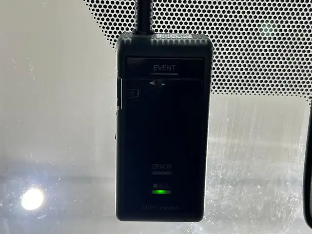 トヨタ シエンタ ハイブリッド G 愛知県 2020(令2)年 3.6万km ブラックマイカ 純正ナビ/（Bluetooth/AM/FM/DVD/フルセグTV）/衝突軽減ブレーキ/両側電動スライドドア/ビルトインETC2.0/LEDヘッドライト/オートマチックハイビーム/バックカメラ/クルーズコントロール/ドライブレコーダー/コーナーセンサー/レーンキープアシスト/プッシュスタートボタン/スマートキー/純正15インチAW
