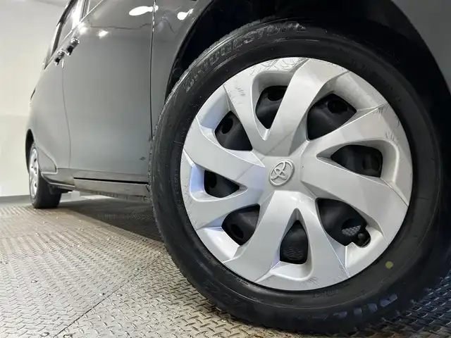 トヨタ シエンタ ハイブリッド G 愛知県 2020(令2)年 3.6万km ブラックマイカ 純正ナビ/（Bluetooth/AM/FM/DVD/フルセグTV）/衝突軽減ブレーキ/両側電動スライドドア/ビルトインETC2.0/LEDヘッドライト/オートマチックハイビーム/バックカメラ/クルーズコントロール/ドライブレコーダー/コーナーセンサー/レーンキープアシスト/プッシュスタートボタン/スマートキー/純正15インチAW