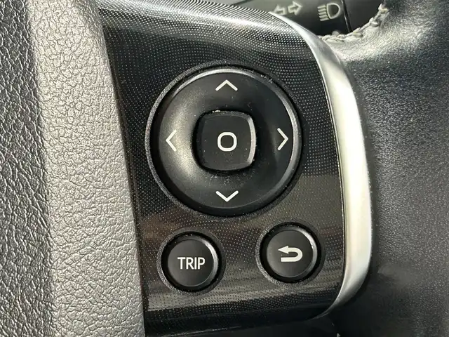 トヨタ シエンタ ハイブリッド G 愛知県 2020(令2)年 3.6万km ブラックマイカ 純正ナビ/（Bluetooth/AM/FM/DVD/フルセグTV）/衝突軽減ブレーキ/両側電動スライドドア/ビルトインETC2.0/LEDヘッドライト/オートマチックハイビーム/バックカメラ/クルーズコントロール/ドライブレコーダー/コーナーセンサー/レーンキープアシスト/プッシュスタートボタン/スマートキー/純正15インチAW