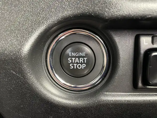 スズキ ジムニー XC 愛知県 2020(令2)年 4.6万km シフォンアイボリーM ４WD/9インチSDナビ/・フルセグ/・Bluetooth/クルーズコントロール/スズキセーフティーサポート/シートヒーター/ミラーヒーター/革巻きステアリング/ビルトインETC/ドライブレコーダー/スマートキー/バックカメラ