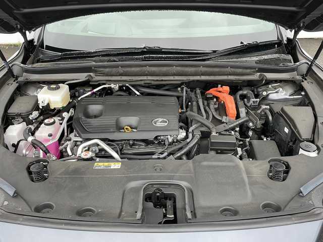 レクサス ＲＸ 450h+ バージョンL 岩手県 2024(令6)年 1.4万km ソニッククロム マークレビンソン　サンルーフ　デジタルミラー　レクサスチームメイト　純正１４型ナビ　Ｂｌｕｅｔｏｏｔｈ　ＵＳＢ　全周囲カメラ　電動リアゲート　シートヒーター　エアシート　ステアヒーター　ＥＴＣ２．０