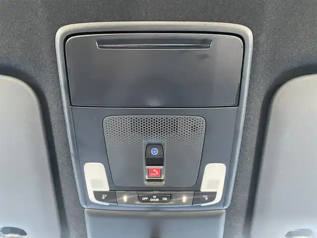 ホンダ ステップワゴン スパーダ 東京都 2022(令4)年 3.6万km プラチナホワイトパール Honda SENSING/・衝突軽減ブレーキ/・誤発進抑制機能/・アダプティブクルーズコントロール/・車線維持支援システム/・先行車発進お知らせ機能/・ブラインドスポットインフォメーション/プッシュスタート/アイドリングストップ/パドルシフト/純正ナビ/フルセグTV/バックカメラ/ETC/両側パワースライドドア/パワーテールゲート/ハーフレザーシート/シートヒーター/シートバックテーブル/後席ロールサンシェード/LEDヘッドライト/ドアバイザー/16インチ純正アルミホイール/スマートキー
