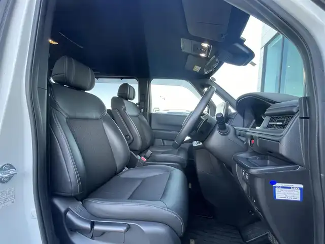 ホンダ ステップワゴン スパーダ 東京都 2022(令4)年 3.6万km プラチナホワイトパール Honda SENSING/・衝突軽減ブレーキ/・誤発進抑制機能/・アダプティブクルーズコントロール/・車線維持支援システム/・先行車発進お知らせ機能/・ブラインドスポットインフォメーション/プッシュスタート/アイドリングストップ/パドルシフト/純正ナビ/フルセグTV/バックカメラ/ETC/両側パワースライドドア/パワーテールゲート/ハーフレザーシート/シートヒーター/シートバックテーブル/後席ロールサンシェード/LEDヘッドライト/ドアバイザー/16インチ純正アルミホイール/スマートキー