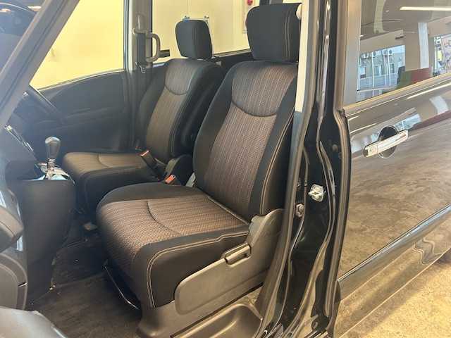 日産 セレナ HWS S HV Vセレ +SeftyⅡ 静岡県 2016(平28)年 9万km ダイヤモンドブラック (株)IDOMが運営する【じしゃロン浜松店】の自社ローン対象車両になります。こちらは現金ご利用時の価格です。自社ローンご希望の方は別途その旨お申付け下さい/純正SDナビ(MC315D-W)/アラウンドビューモニター/フルセグテレビ/Bluetooth/クルーズコントロール/プッシュスタート/両側パワースライドドア/ETC/フリップダウンモニター/衝突軽減ブレーキ/オートライト/ステアリングスイッチ/電動格納ミラー/ドライブレコーダー/フロアマット/純正アルミホイール