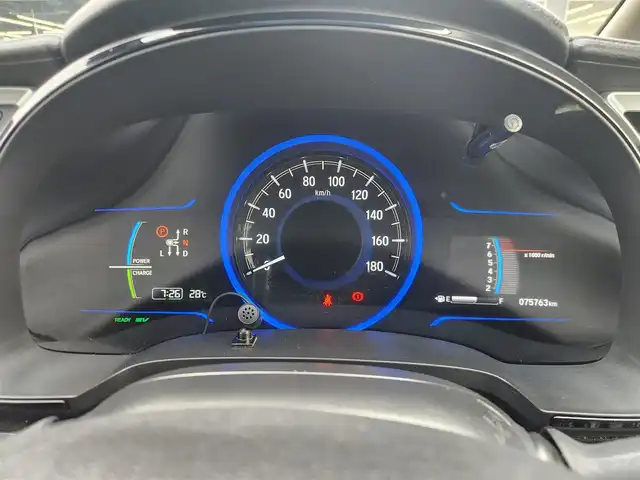 ホンダ シャトル ハイブリッド X スタイルエディション 愛知県 2016(平28)年 7.6万km ホワイトオーキッドパール あんしんパッケージ/　　・シティブレーキアクティブシステム/ストラーダ7インチナビ/バックカメラ/ドライブレコーダー/革巻きステアリング/クルーズコントロール/ハーフレザーシート/ビルトインETC/純正LEDヘッドライト/フォグランプ/取扱説明書