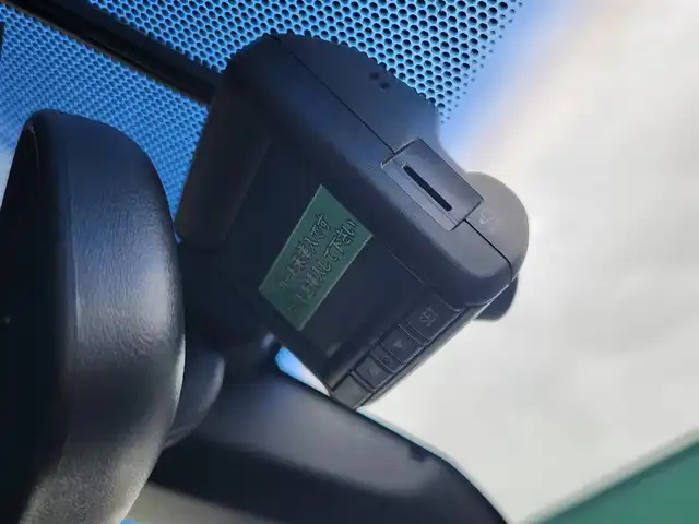 ホンダ シャトル ハイブリッド X スタイルエディション 愛知県 2016(平28)年 7.6万km ホワイトオーキッドパール あんしんパッケージ/　　・シティブレーキアクティブシステム/ストラーダ7インチナビ/バックカメラ/ドライブレコーダー/革巻きステアリング/クルーズコントロール/ハーフレザーシート/ビルトインETC/純正LEDヘッドライト/フォグランプ/取扱説明書