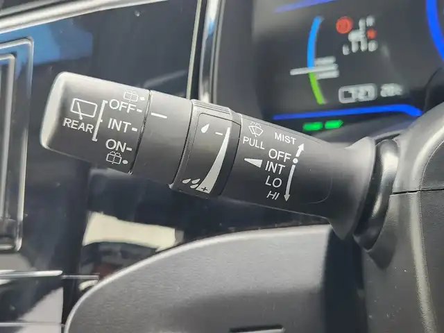 ホンダ シャトル ハイブリッド X スタイルエディション 愛知県 2016(平28)年 7.6万km ホワイトオーキッドパール あんしんパッケージ/　　・シティブレーキアクティブシステム/ストラーダ7インチナビ/バックカメラ/ドライブレコーダー/革巻きステアリング/クルーズコントロール/ハーフレザーシート/ビルトインETC/純正LEDヘッドライト/フォグランプ/取扱説明書