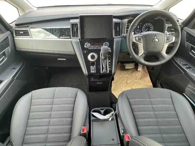 三菱 デリカＤ：５ シャモニー 岩手県 2025(令7)年 0.1万km ホワイトダイヤモンド 全方位カメラ/前席シートヒーター/Ｄ席パワーシート/衝突被害軽減ブレーキ/レーンキープ/アイドリングストップ/ステアリングヒーター/レーダークルコン/オートブレーキホールド/両側パワスラ/パワーＢドア