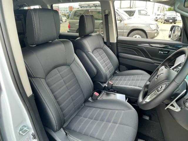 三菱 デリカＤ：５ シャモニー 岩手県 2025(令7)年 0.1万km ホワイトダイヤモンド 全方位カメラ/前席シートヒーター/Ｄ席パワーシート/衝突被害軽減ブレーキ/レーンキープ/アイドリングストップ/ステアリングヒーター/レーダークルコン/オートブレーキホールド/両側パワスラ/パワーＢドア