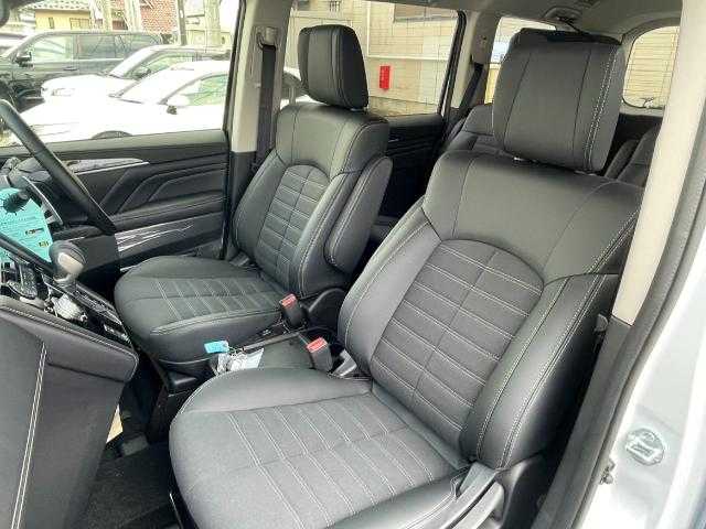 三菱 デリカＤ：５ シャモニー 岩手県 2025(令7)年 0.1万km ホワイトダイヤモンド 全方位カメラ/前席シートヒーター/Ｄ席パワーシート/衝突被害軽減ブレーキ/レーンキープ/アイドリングストップ/ステアリングヒーター/レーダークルコン/オートブレーキホールド/両側パワスラ/パワーＢドア