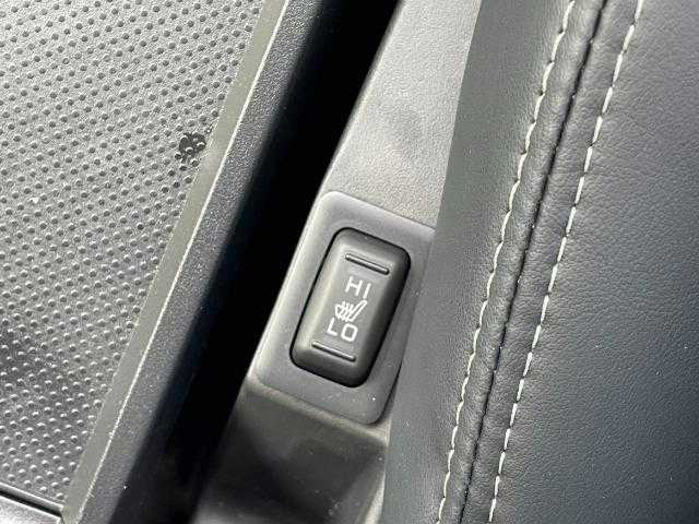 三菱 デリカＤ：５ シャモニー 岩手県 2025(令7)年 0.1万km ホワイトダイヤモンド 全方位カメラ/前席シートヒーター/Ｄ席パワーシート/衝突被害軽減ブレーキ/レーンキープ/アイドリングストップ/ステアリングヒーター/レーダークルコン/オートブレーキホールド/両側パワスラ/パワーＢドア