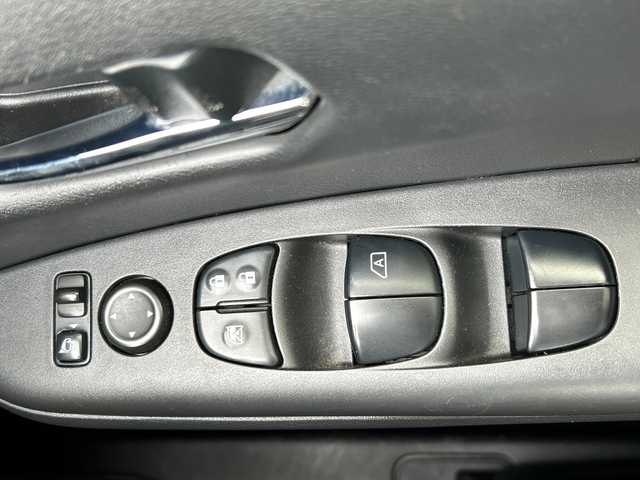 日産 セレナ ハイウェイスターVセレクションⅡ 千葉県 2018(平30)年 7.3万km アズライトブルー 9型ナビMM518D-L 全方位カメラ フリップダウンモニター 両側電動スライドドア ハンズフリーオートスライドドア エマブレ ETC クルコン ドラレコ LEDライト オートライト 前後センサー