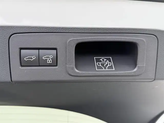 トヨタ クラウン スポーツ RS 愛知県 2024(令6)年 1.5万km パールⅡ 4WD/トヨタチームメイト/　　・アドバンストパーク/　　・パーキングサポートブレーキ/トヨタセーフティセンス/　　・プリクラッシュセーフティ/　　・レーントレーシングアシスト/　　・レーンディバーチャーアラート/　　・レーダークルーズコントロール/　　・アダプティブハイビーム/　　・プロアクティブドライビングアシスト/ブラインドスポットモニター/モデリスタエアロ/　　・フロントスポイラー/　　・サイドスカート/　　・リヤスパッツ/パノラマルーフ/デジタルインナーミラー/ヘッドアップディスプレイ/純正12.3インチナビ/　　BT/フルセグ/パノラミックビューモニター/ドライブレコーダー/ビルトインETC2.0/置くだけ充電/AC100V/革巻きステアリング/ステアリングリモコン/パドルシフト/本革シート/パワーシート/シートポジションメモリ機能/シートヒーター/ベンチレーション/純正LEDヘッドライト/フォグランプ/純正21インチアルミホイール