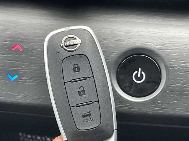 日産 アリア B6 リミテッド 愛知県 2022(令4)年 3.8万km シルバーⅡ プロパイロット2.0/プレミアムサウンドBOSE/純正12.4型ディズプレイオーディオナビ/後席モニター2台/全方位カメラ/レーダークルーズコントロール/シートヒーター/エアシート/バックカメラ/電動リアゲート/パワーシート/ヘッドアップディスプレイ/コーナーセンサー/純正アルミホイール/ETC2.0/ブラインドスポットモニター/LEDヘッドライト/ステアリングヒーター/インテリジェントミラー/ワイヤレス充電機/オートマチックハイビーム/ドライブレコーダー/衝突軽減システム/フルセグ/Bluetooth/ステアリングスイッチ/スマートキー/プッシュスタート