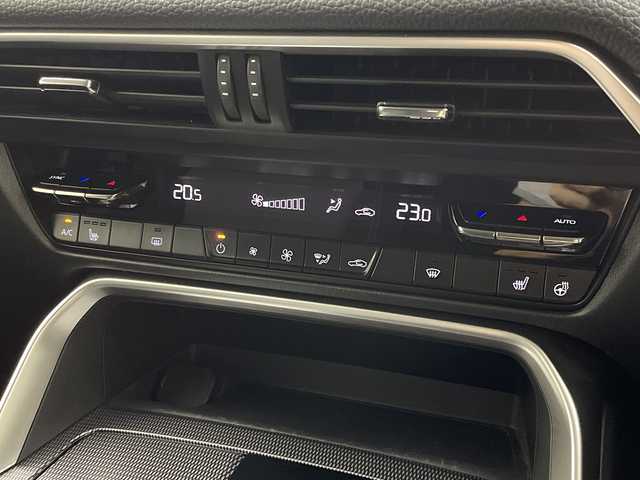 マツダ ＣＸ－６０ XD Sパッケージ 岐阜県 2023(令5)年 3.5万km プラチナクォーツメタリック 純正１0.25インチセンターディスプレイ/360°ビューモニター　/ヘッドアップディスプレイ（ＨＵＤ）/社外２０ＡＷ　/ビルトインＥＴＣ　/ドラレコ/純正フロアマット/アダプティブLEDヘッドライト（ALH）　/ステアリングヒーター　/前席シートヒーター/パワーシート/ＢＳＭ/スマートブレーキサポート/前側方側近車両検知（FCTA）/マツダレーダークルーズコントロール/デイタイム・ランニング・ライト