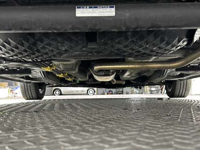 トヨタ ルーミー カスタムG 沖縄県 2019(令1)年 6.2万km レーザーブルークリスタルシャイン 県外仕入れ　/禁煙車　/純正ナビ[NSCN-W68]/(ワンセグＴＶ　ＣＤ　Ｂｌｕｅｔｏｏｔｈ）/バックカメラ　/両側パワースライドドア　/トヨタセーフティセンス/・プリクラッシュセーフティ/・レーンディパーチャーアラート/・オートマチックハイビーム/コーナーセンサー　/クルーズコントロール　/ステアリングスイッチ/LEDヘッドライト/純正アルミホイール/スマートキー