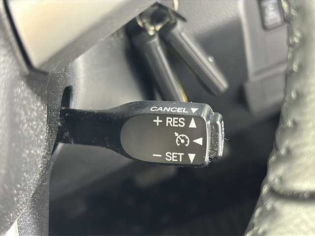 トヨタ ルーミー カスタムG 沖縄県 2019(令1)年 6.2万km レーザーブルークリスタルシャイン 県外仕入れ　/禁煙車　/純正ナビ[NSCN-W68]/(ワンセグＴＶ　ＣＤ　Ｂｌｕｅｔｏｏｔｈ）/バックカメラ　/両側パワースライドドア　/トヨタセーフティセンス/・プリクラッシュセーフティ/・レーンディパーチャーアラート/・オートマチックハイビーム/コーナーセンサー　/クルーズコントロール　/ステアリングスイッチ/LEDヘッドライト/純正アルミホイール/スマートキー