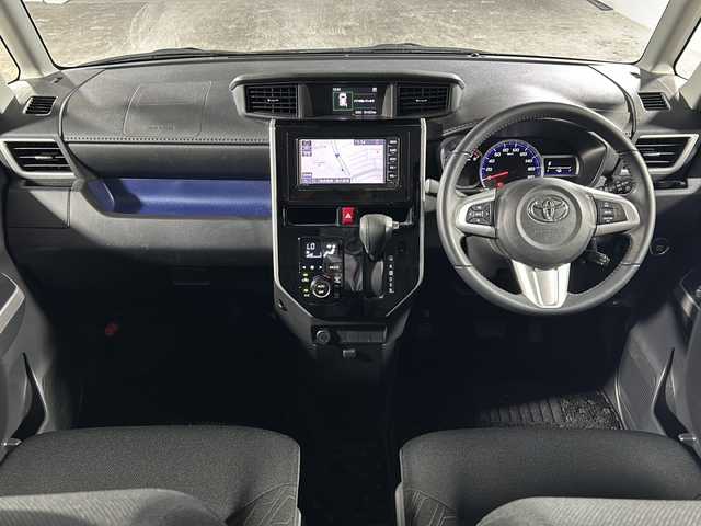 トヨタ ルーミー カスタムG 沖縄県 2019(令1)年 6.2万km レーザーブルークリスタルシャイン 県外仕入れ　/禁煙車　/純正ナビ[NSCN-W68]/(ワンセグＴＶ　ＣＤ　Ｂｌｕｅｔｏｏｔｈ）/バックカメラ　/両側パワースライドドア　/トヨタセーフティセンス/・プリクラッシュセーフティ/・レーンディパーチャーアラート/・オートマチックハイビーム/コーナーセンサー　/クルーズコントロール　/ステアリングスイッチ/LEDヘッドライト/純正アルミホイール/スマートキー