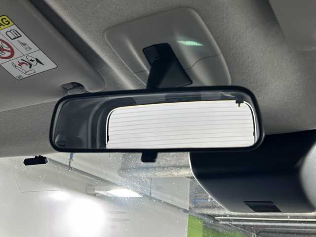 トヨタ ルーミー カスタムG 沖縄県 2019(令1)年 6.2万km レーザーブルークリスタルシャイン 県外仕入れ　/禁煙車　/純正ナビ[NSCN-W68]/(ワンセグＴＶ　ＣＤ　Ｂｌｕｅｔｏｏｔｈ）/バックカメラ　/両側パワースライドドア　/トヨタセーフティセンス/・プリクラッシュセーフティ/・レーンディパーチャーアラート/・オートマチックハイビーム/コーナーセンサー　/クルーズコントロール　/ステアリングスイッチ/LEDヘッドライト/純正アルミホイール/スマートキー