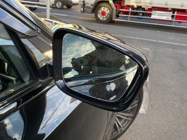 ＢＭＷ ３１８ｉ Mスポーツ 埼玉県 2020(令2)年 2万km サファイアブラックP ワンオーナー/ハーフレザーシート/メーカーナビ/　DTV/SD/SDREC/BT/USB/Apple CarPlay/インテリジェントセイフティ/　● レーンチェンジウォーニング/　● レーンディパーチャーウォーニング/　● ブレーキ機能付き交差点警告/　● Cityブレーキ付き交差点、歩行者警告/　● 衝突回避アシスト/　● 側方衝突警告/　● 優先通行警告/　● 逆走警告/パノラマビューモニター/クリアランスソナー/アダクティブクルーズコントロール/前席パワーシート/純正前後ドライブレコーダー/ETC/スマートキー/スペアキー×1/純正フロアマット/革ステアリング/プッシュスタート