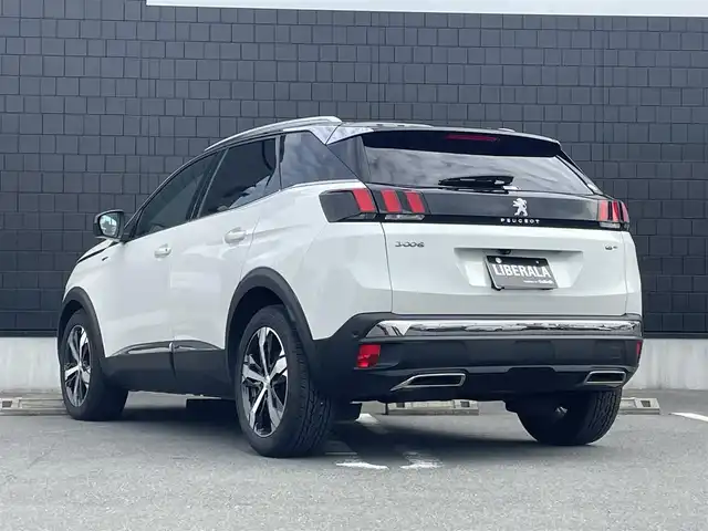 プジョー ３００８ GT ブルー HDi 静岡県 2019(令1)年 4.3万km パールⅡ ファーストクラスパッケージ/ハーフレザーシート　シートヒーター/運転席メモリーパワーシート　マッサージ機能/パノラマサンルーフ/パノラマビューカメラ/ディスプレイオーディオＣａｒｐｌａｙＡｎｄｒｏｉｄａｕｔｏ対応Bluetooth/アンビエンスライト/インテリジェントHiビーム/アクティブセーフティブレーキACC/レーンキープアシスト/ブラインドスポットモニター/前後ドライブレコーダー/ETC