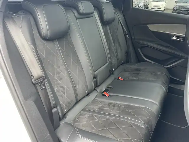 プジョー ３００８ GT ブルー HDi 静岡県 2019(令1)年 4.3万km パールⅡ ファーストクラスパッケージ/ハーフレザーシート　シートヒーター/運転席メモリーパワーシート　マッサージ機能/パノラマサンルーフ/パノラマビューカメラ/ディスプレイオーディオＣａｒｐｌａｙＡｎｄｒｏｉｄａｕｔｏ対応Bluetooth/アンビエンスライト/インテリジェントHiビーム/アクティブセーフティブレーキACC/レーンキープアシスト/ブラインドスポットモニター/前後ドライブレコーダー/ETC